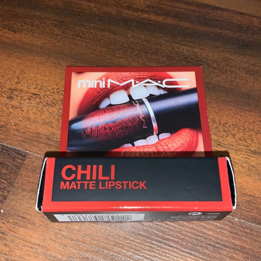 MAC Cosmetics Matte Lipstick Shade Chili 602 Mini Size NIB